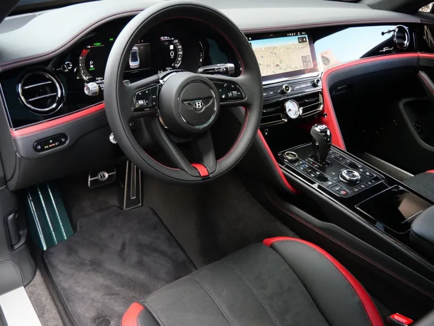 2025 Bentley Flying Spur Speed photo 1