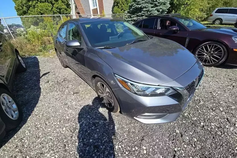 2020 Nissan Sentra SV photo 1