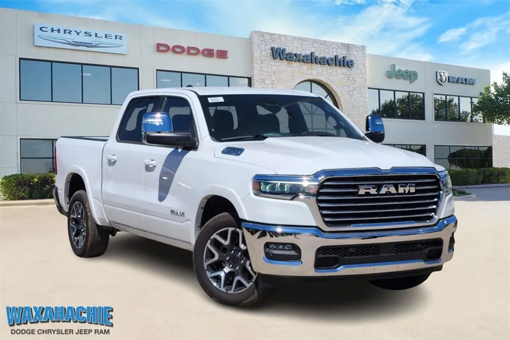 2025 Ram 1500 Laramie photo 1