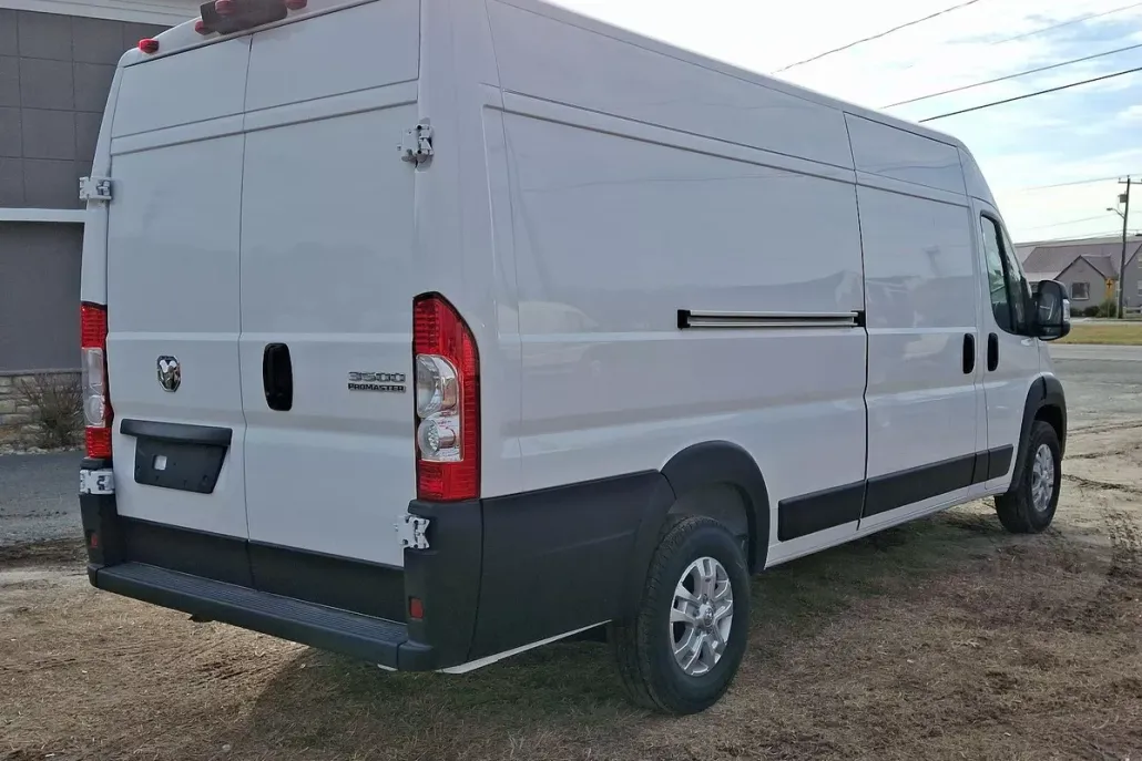 2024 Ram ProMaster 3500 Cargo Van photo 1