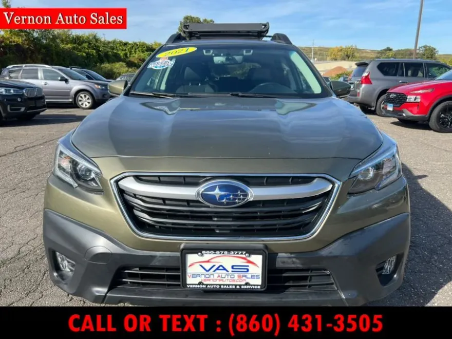 2021 Subaru Outback Premium photo 1