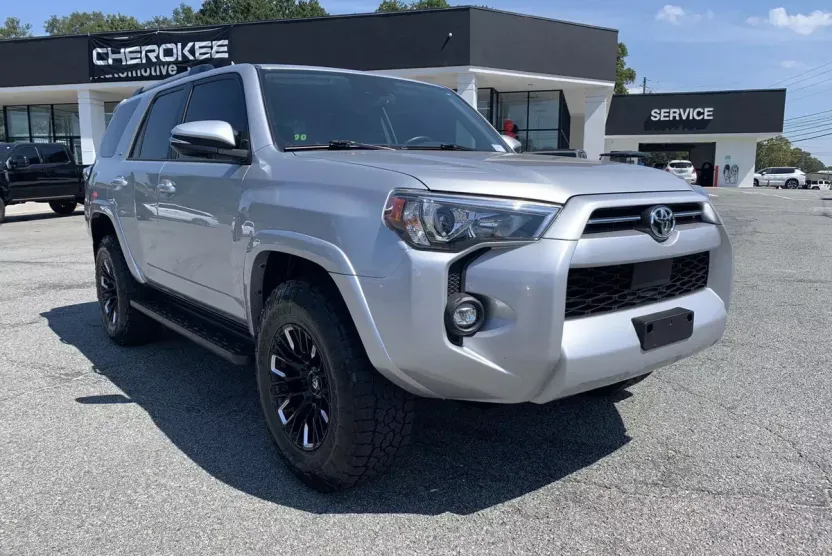 2023 Toyota 4Runner SR5 Premium photo 1