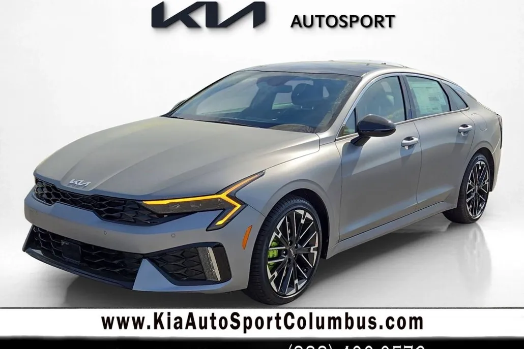 2025 Kia K5 GT photo 1
