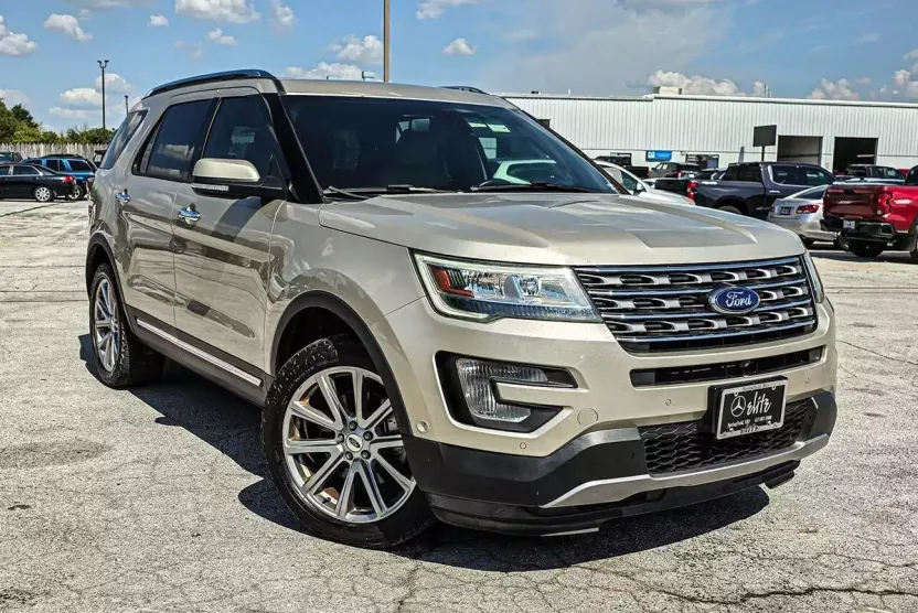 2017 Ford Explorer Limited photo 1