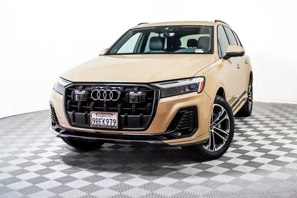 2025 Audi Q7 Premium Plus photo 1