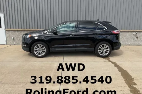 2024 Ford Edge Titanium photo 2