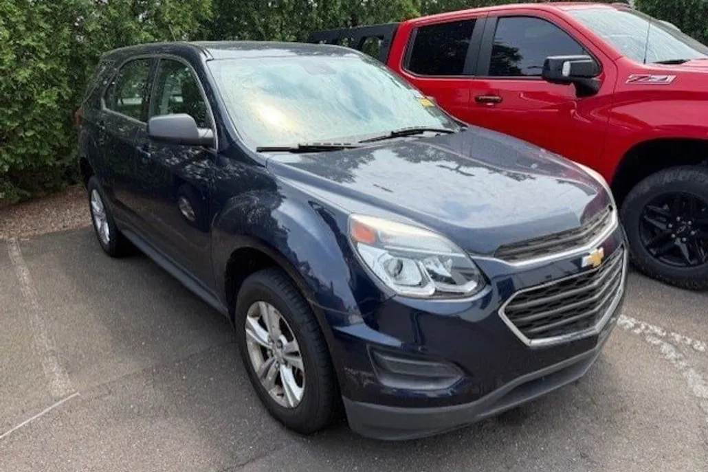 2016 Chevrolet Equinox LS photo 1