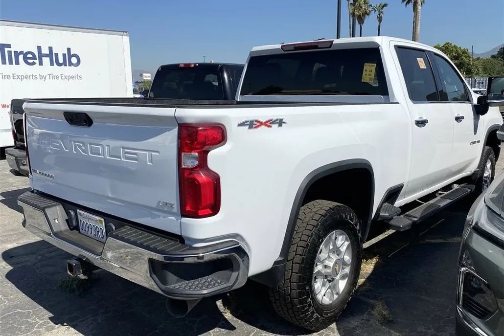 2021 Chevrolet Silverado 2500HD LTZ photo 1