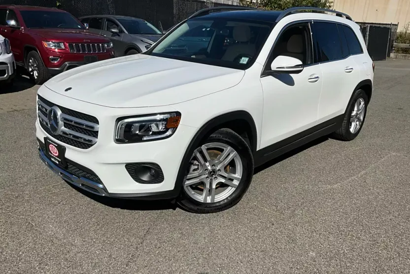 2021 Mercedes Benz GLB 250 4MATIC photo 1