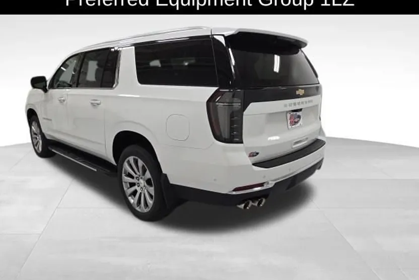 2025 Chevrolet Suburban Premier photo 1