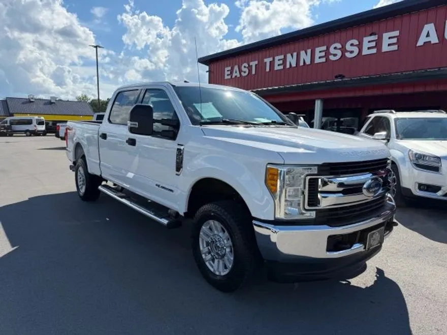 2017 Ford F-250 photo 1