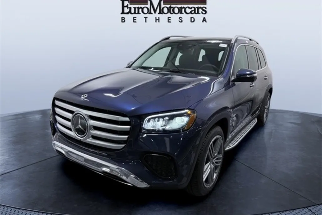 2026 Mercedes Benz GLS 450 4MATIC photo 1