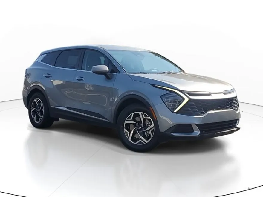 2024 Kia Sportage LX photo 1