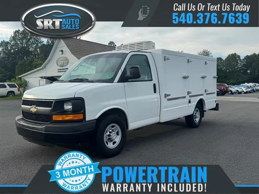 2014 Chevrolet Express 3500 Cutaway photo 1