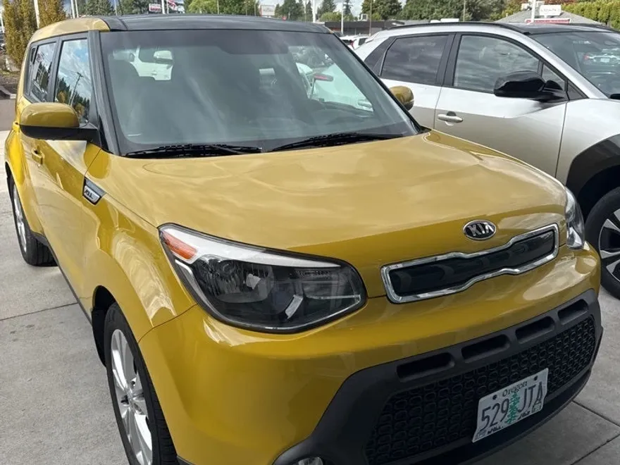 2015 Kia Soul Plus photo 1
