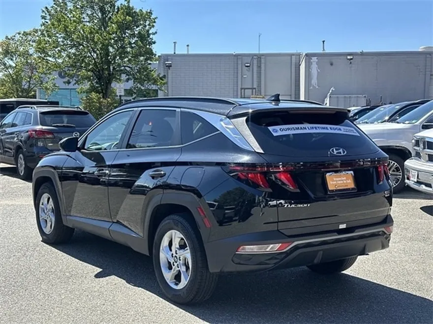 2024 Hyundai Tucson SEL photo 1
