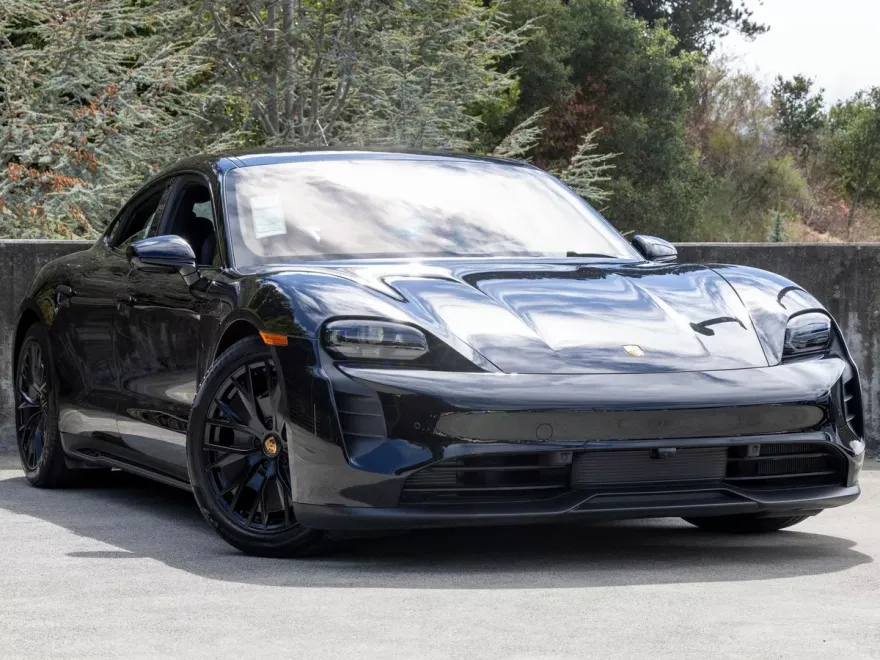 2023 Porsche Taycan GTS photo 1