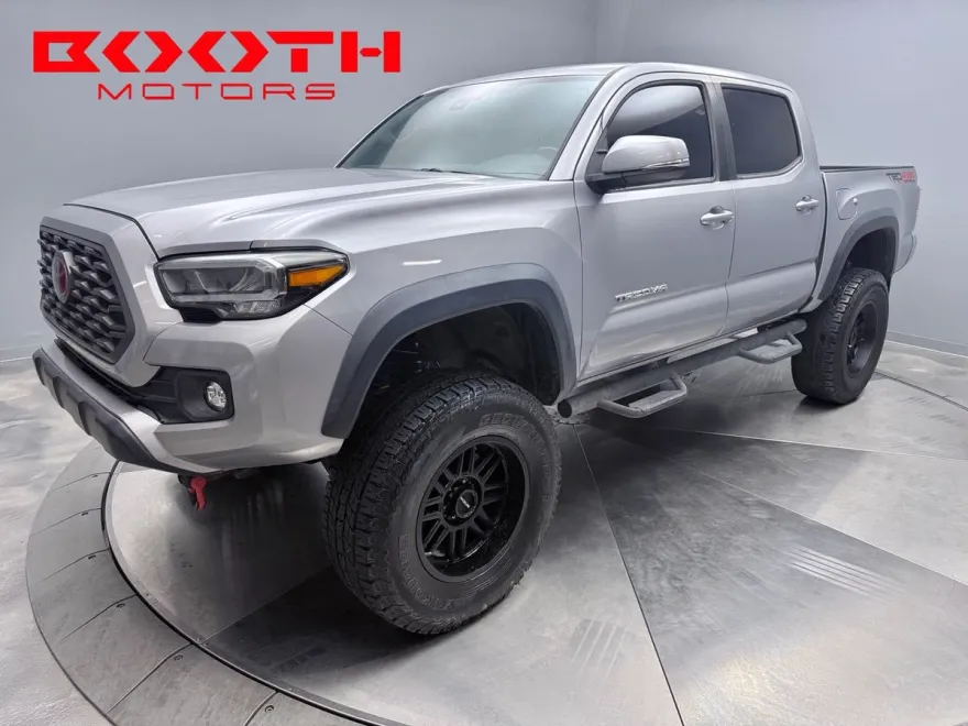 2020 Toyota Tacoma TRD Off-Road photo 1