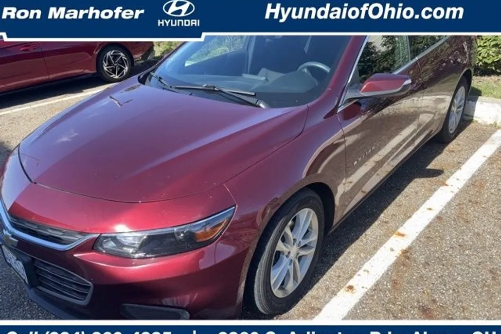 2016 Chevrolet Malibu 1LT photo 1