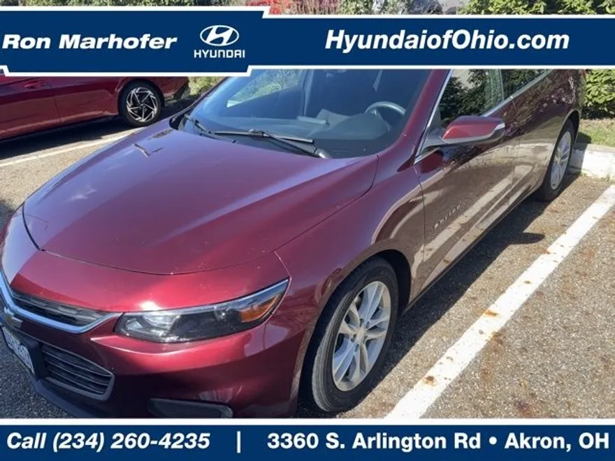 2016 Chevrolet Malibu 1LT photo 1