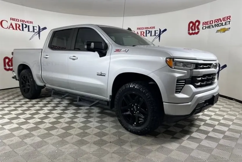 2022 Chevrolet Silverado 1500 RST photo 1