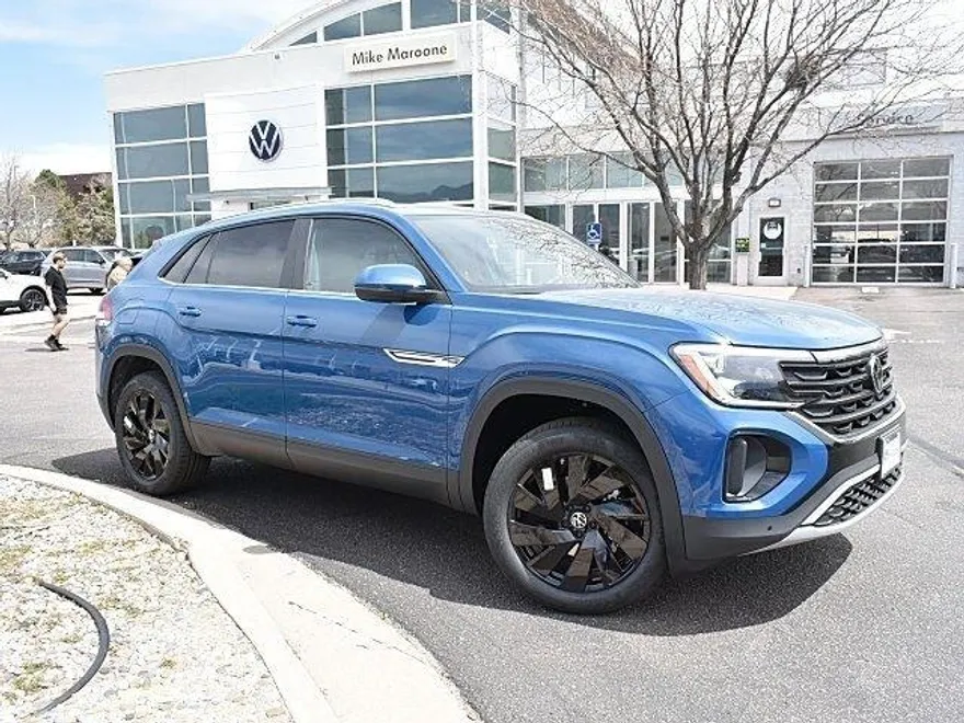 2025 Volkswagen Atlas Cross Sport SE Technology photo 1