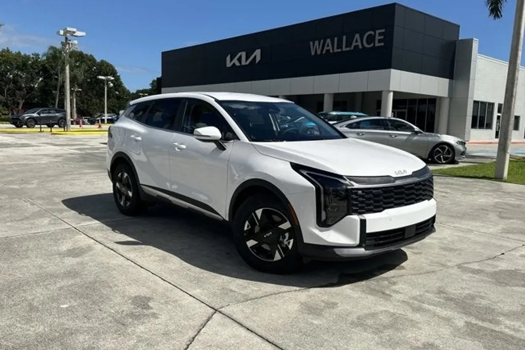2026 Kia Sportage LX photo 1