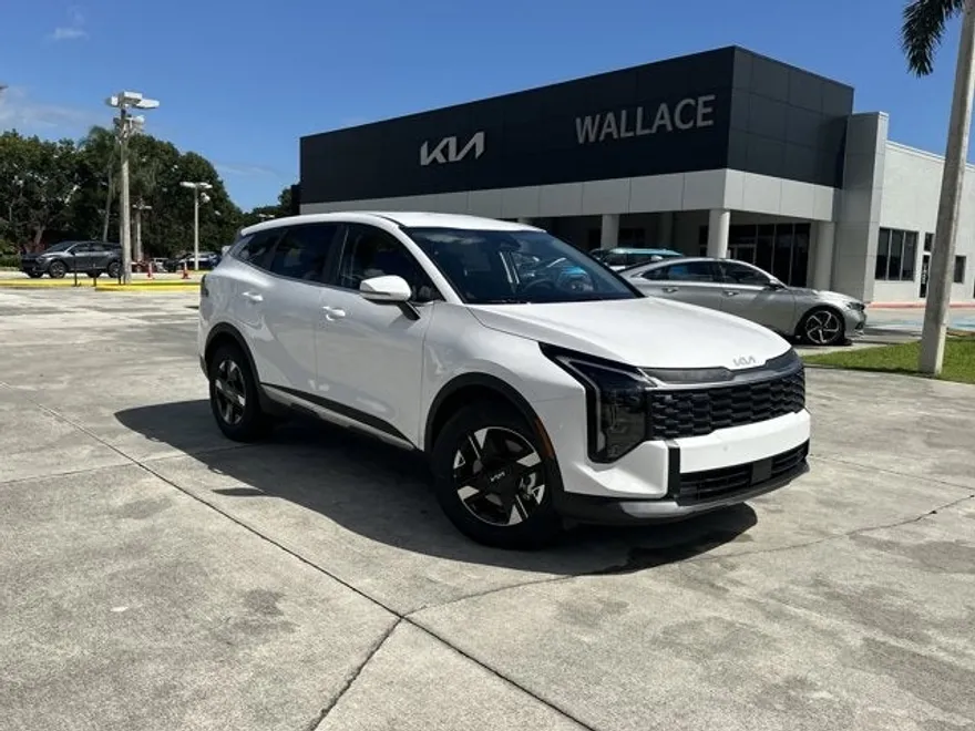 2026 Kia Sportage LX photo 1