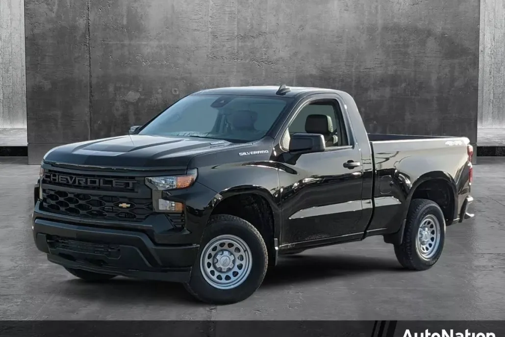 2025 Chevrolet Silverado 1500 photo 1
