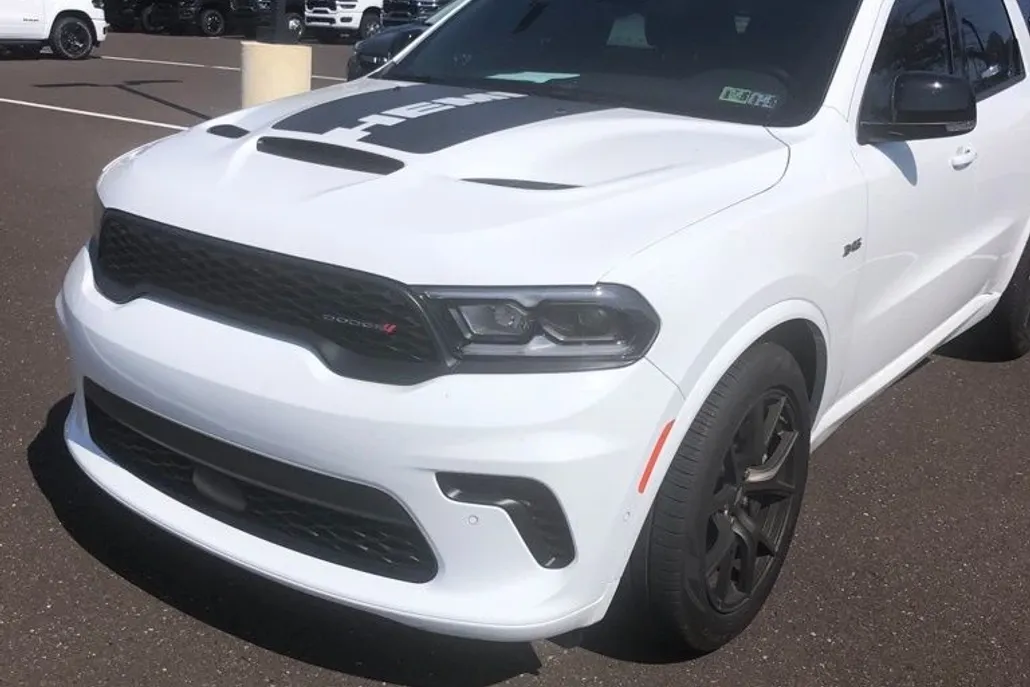 2025 Dodge Durango R/T Plus photo 1
