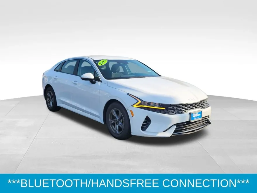 2023 Kia K5 LXS photo 1