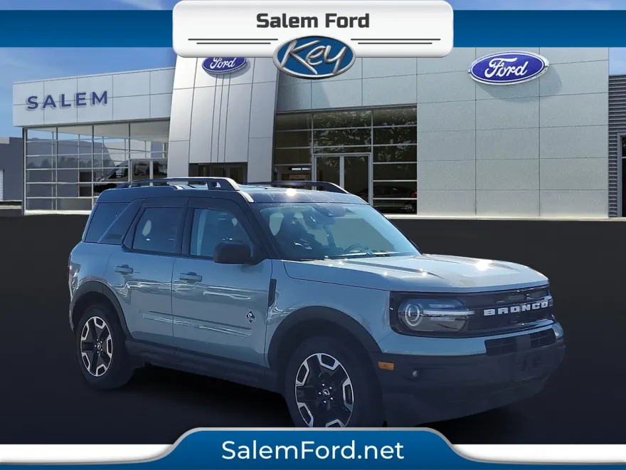 2022 Ford Bronco Sport Outer Banks photo 1