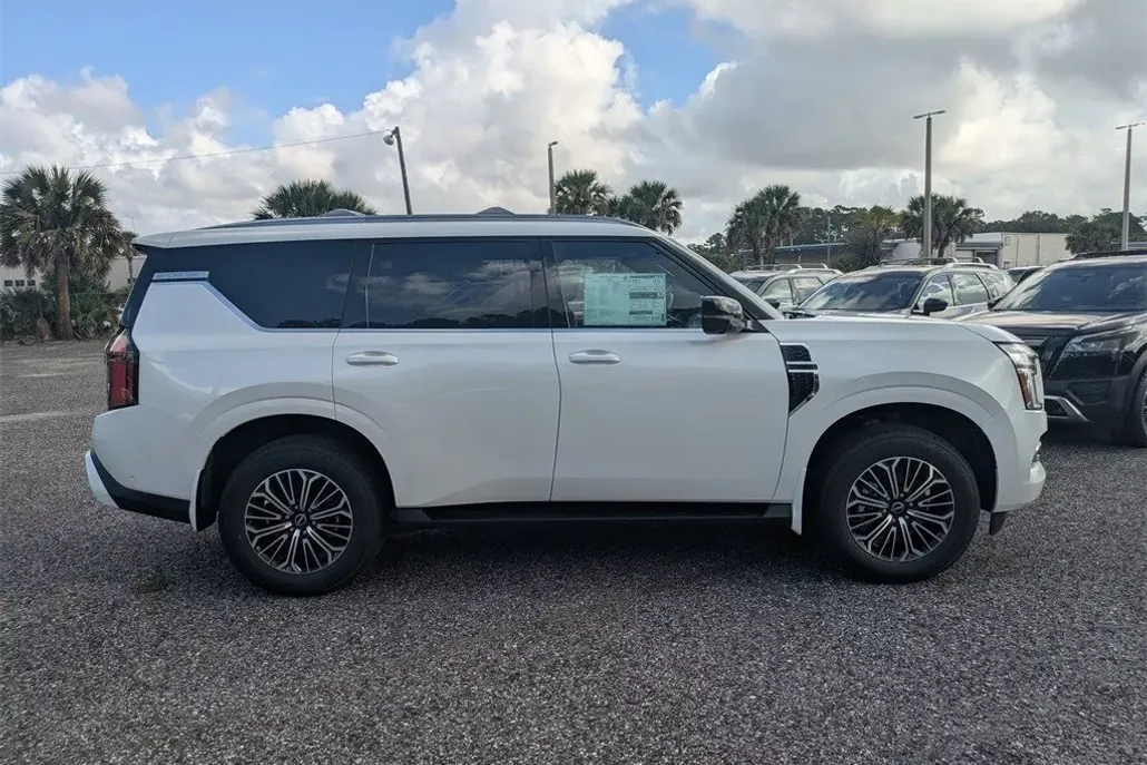 2026 Nissan Armada Platinum photo 1