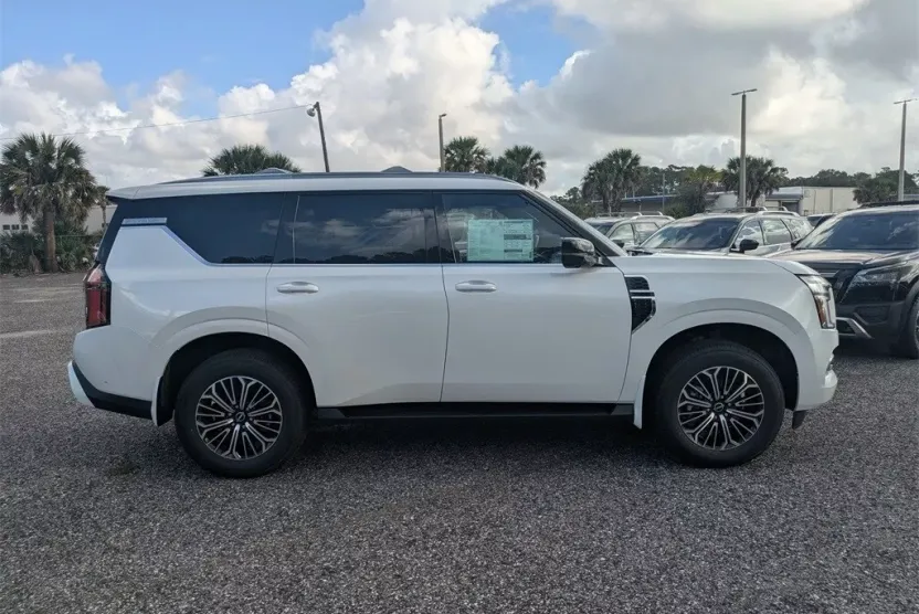 2026 Nissan Armada Platinum photo 1