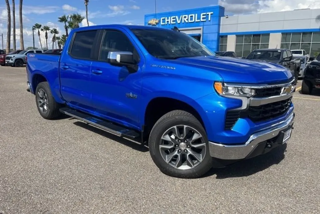 2026 Chevrolet Silverado 1500 LT photo 1