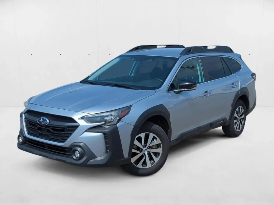 2023 Subaru Outback Premium photo 1