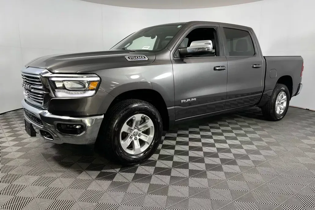 2024 Ram 1500 Laramie photo 1