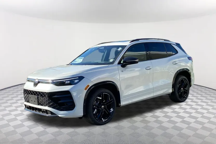 2025 Volkswagen Tiguan SE R-Line Black photo 1