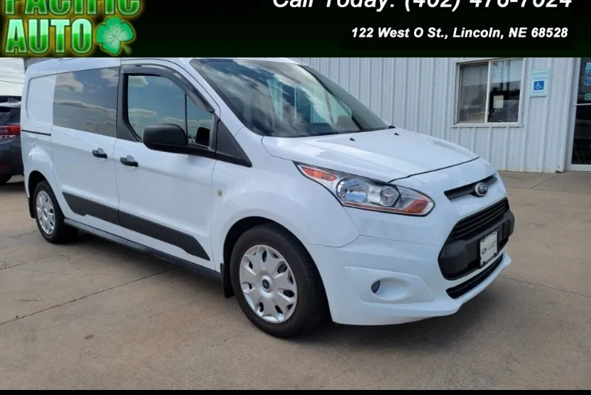 2016 Ford Transit Connect XLT photo 1