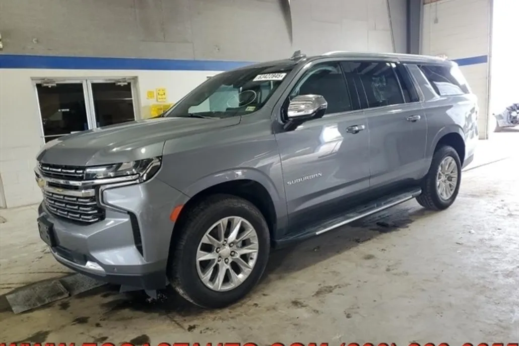2022 Chevrolet Suburban Premier photo 1