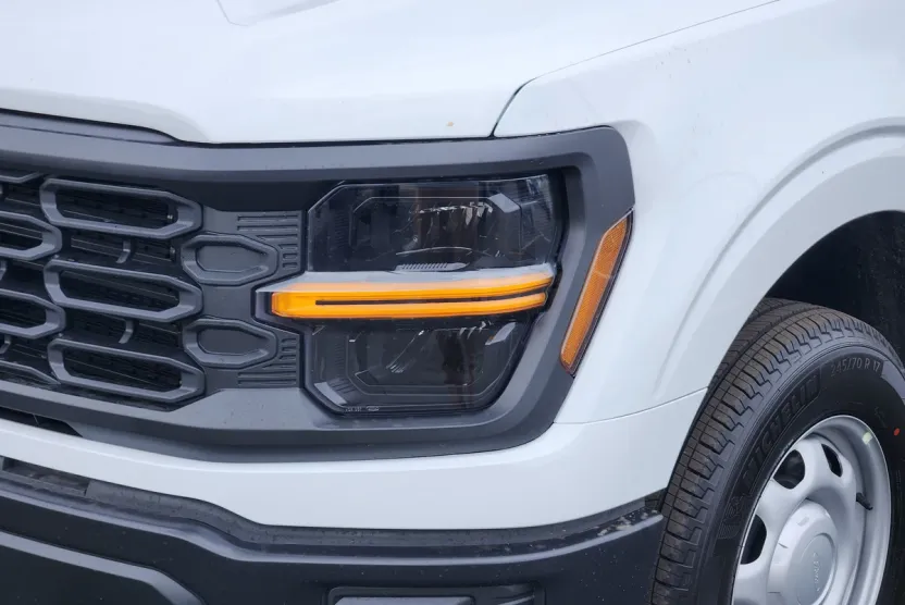 2025 Ford F-150 XL photo 1