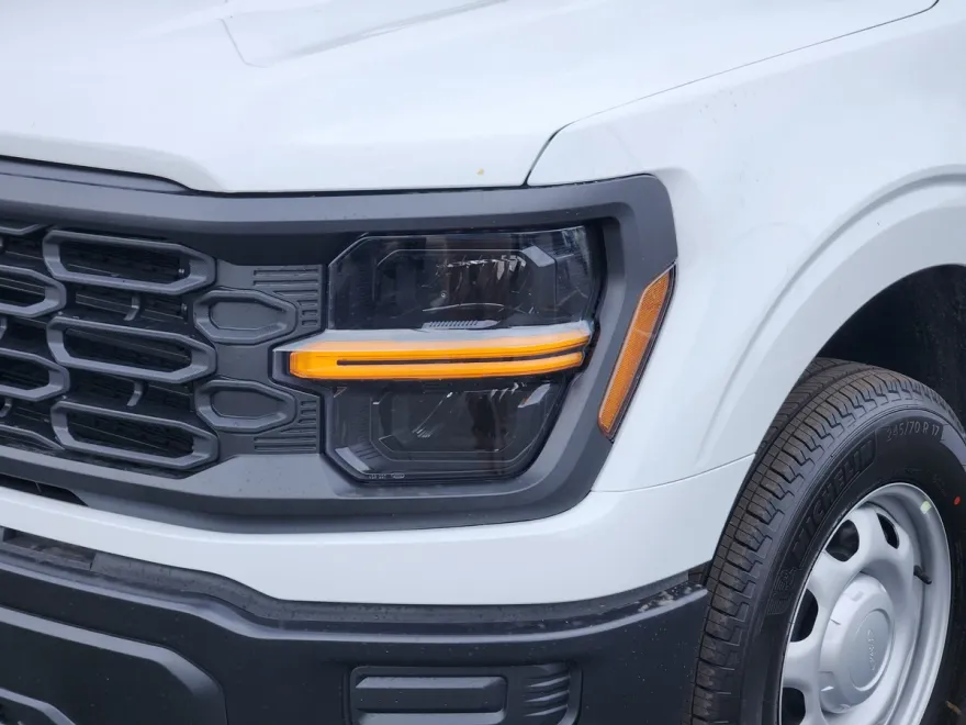 2025 Ford F-150 XL photo 1