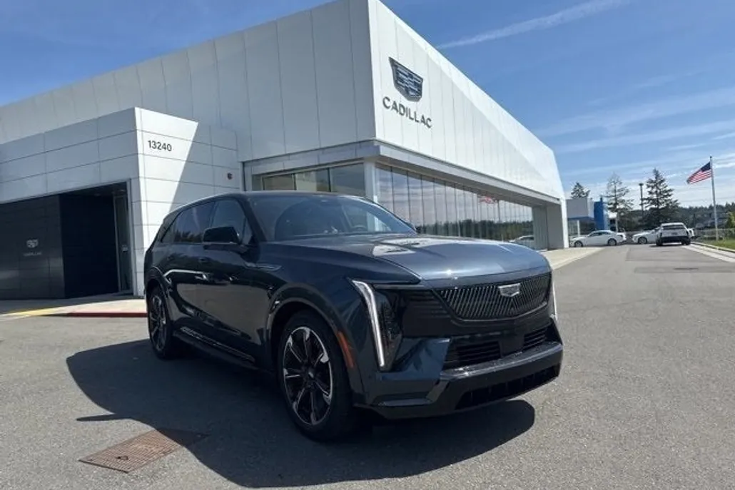 2025 Cadillac Escalade IQ Sport photo 1