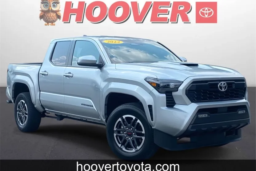 2024 Toyota Tacoma TRD Sport photo 1