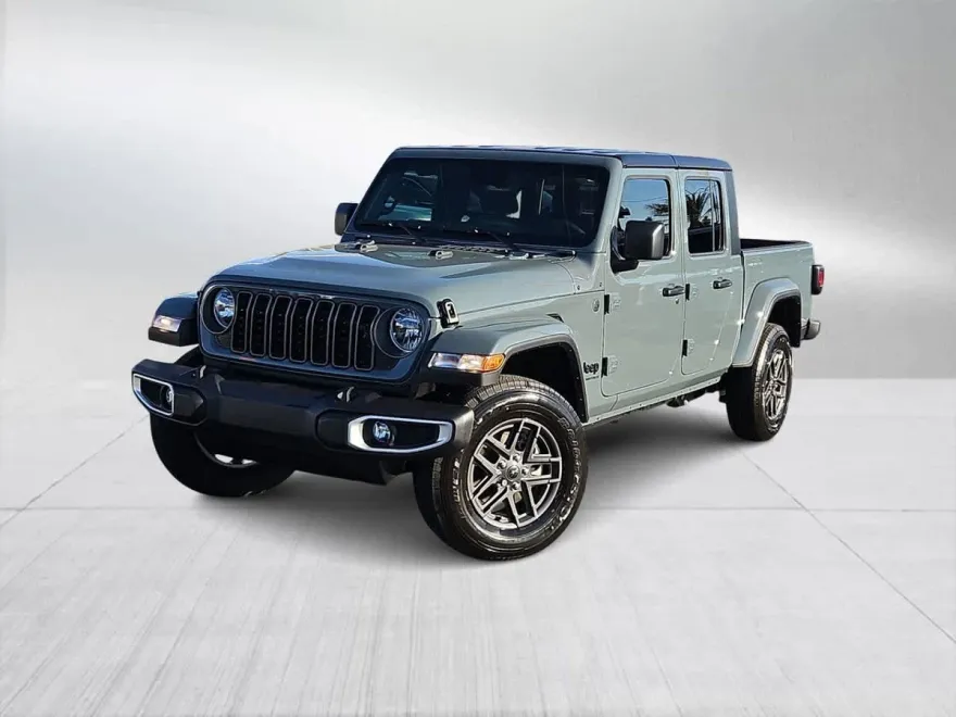 2025 Jeep Gladiator Sport S photo 1