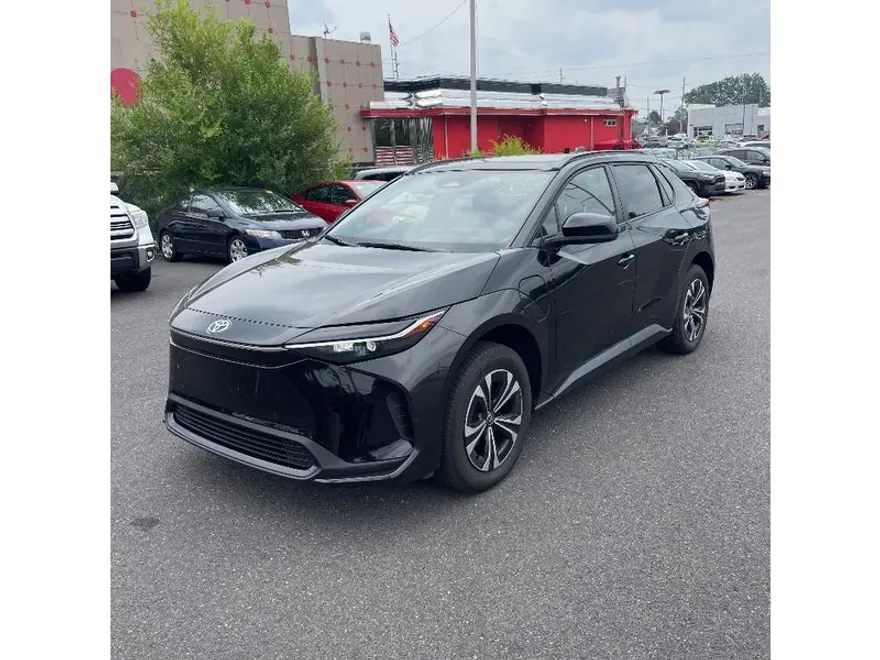 2023 Toyota bZ4X XLE photo 1