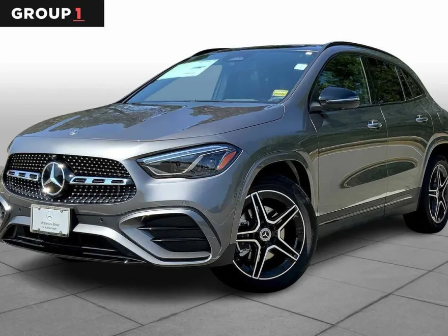 2026 Mercedes Benz GLA 250 4MATIC photo 1