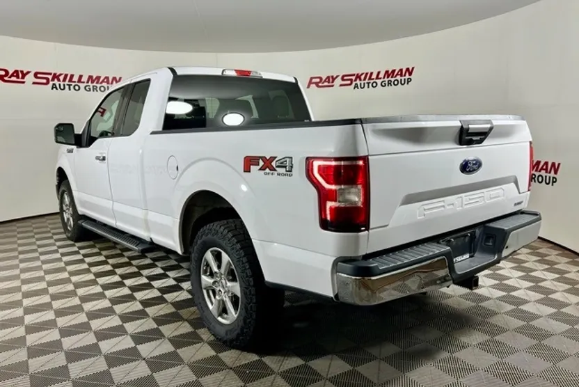 2019 Ford F-150 XLT photo 1