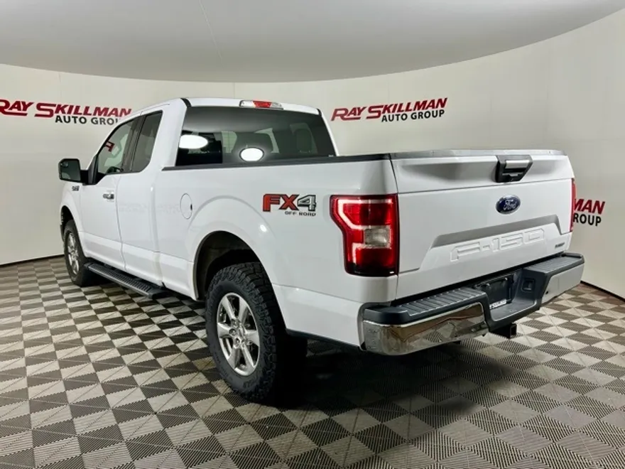 2019 Ford F-150 XLT photo 1