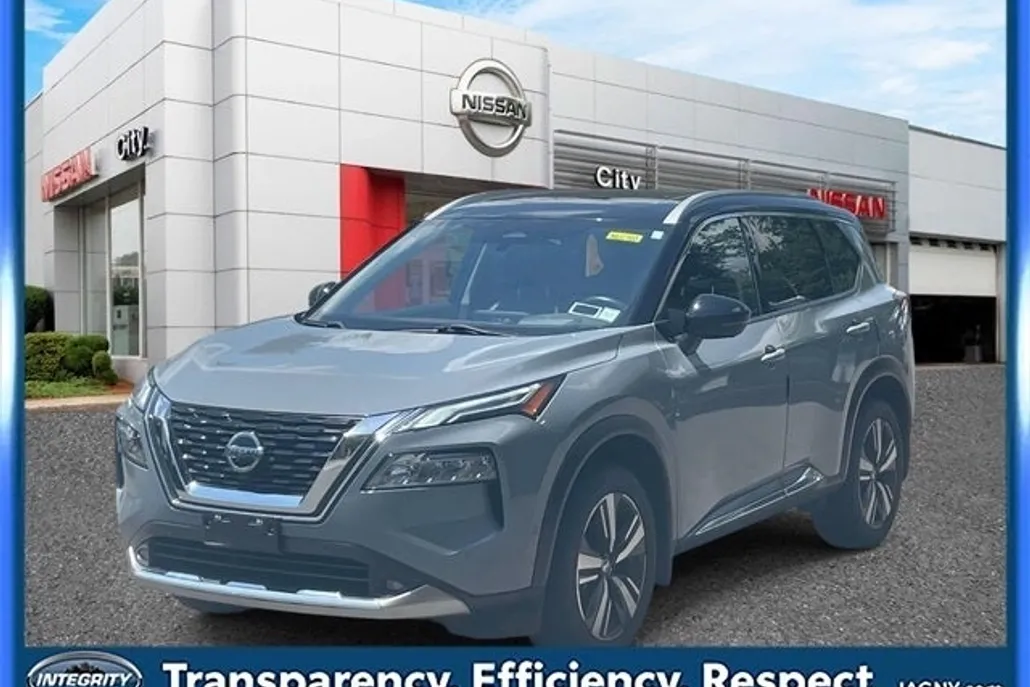 2021 Nissan Rogue Platinum photo 1